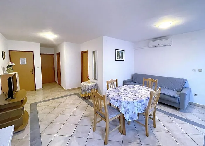 In Mit Eigener Terrasse By Interhome *